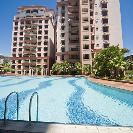 Nana Marina Court Appartement Kota Kinabalu Buitenkant foto