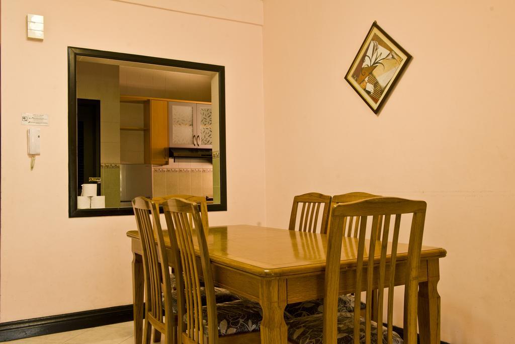 Nana Marina Court Appartement Kota Kinabalu Buitenkant foto