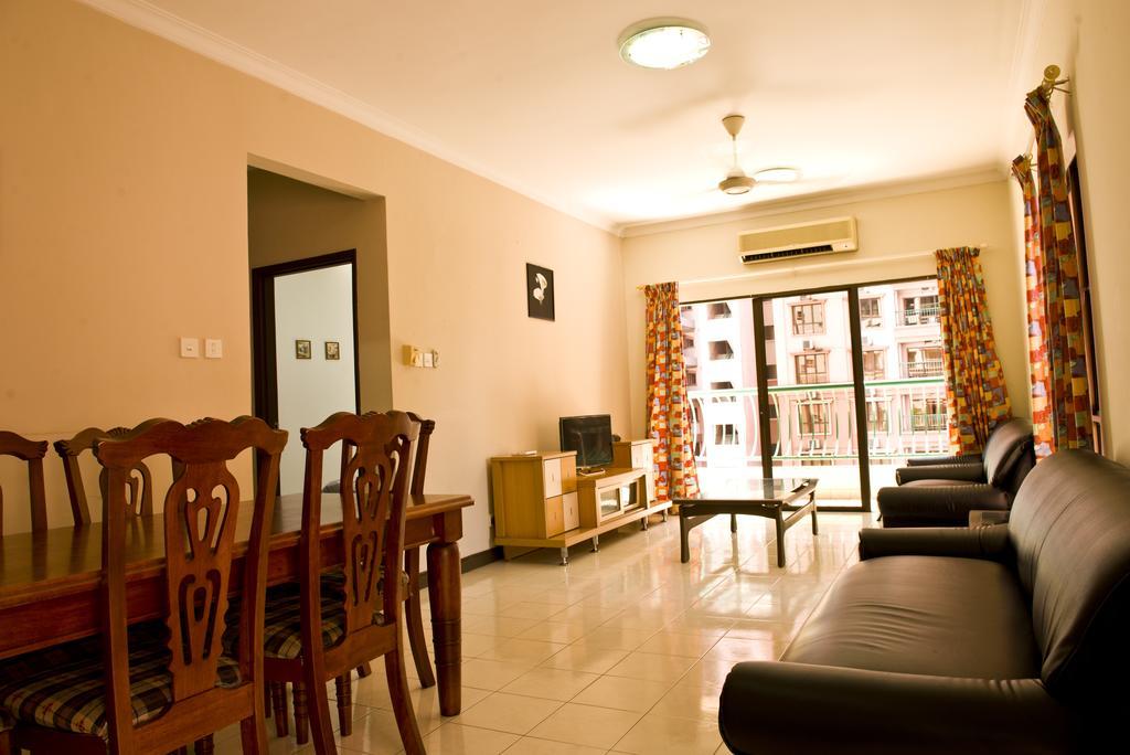Nana Marina Court Appartement Kota Kinabalu Buitenkant foto