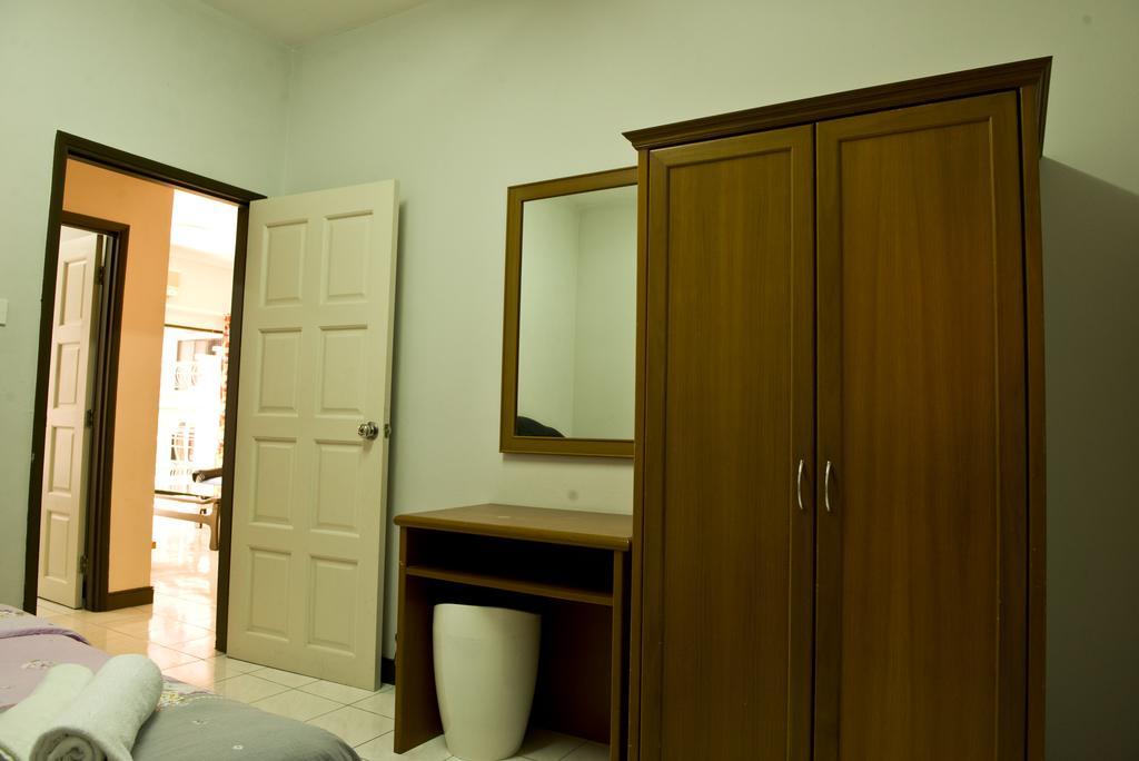 Nana Marina Court Appartement Kota Kinabalu Buitenkant foto