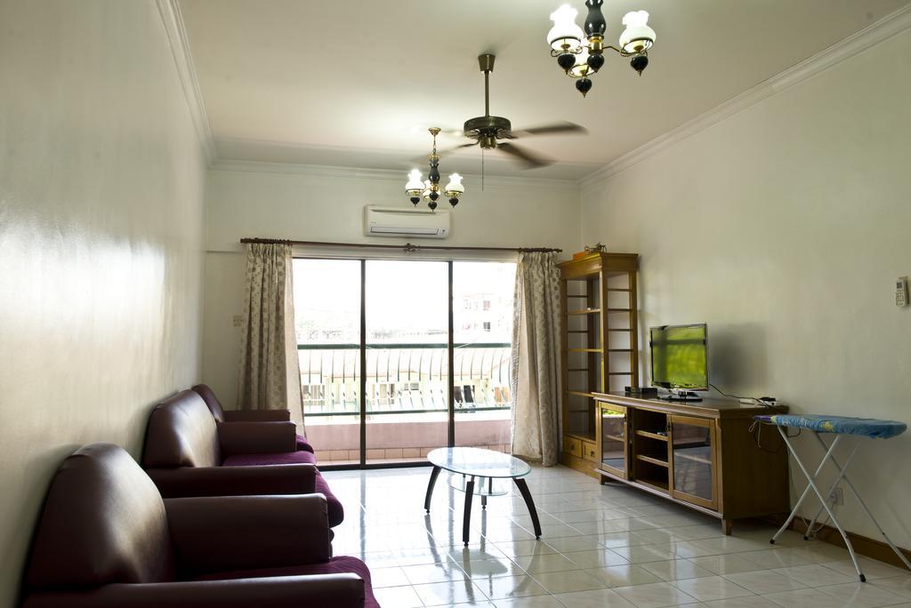 Nana Marina Court Appartement Kota Kinabalu Buitenkant foto