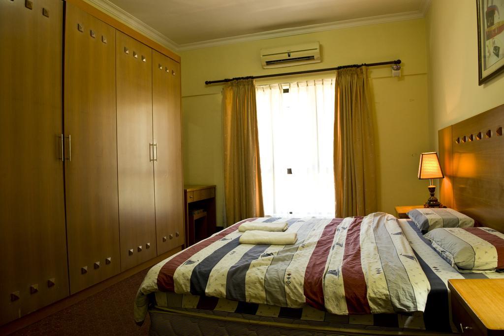 Nana Marina Court Appartement Kota Kinabalu Buitenkant foto