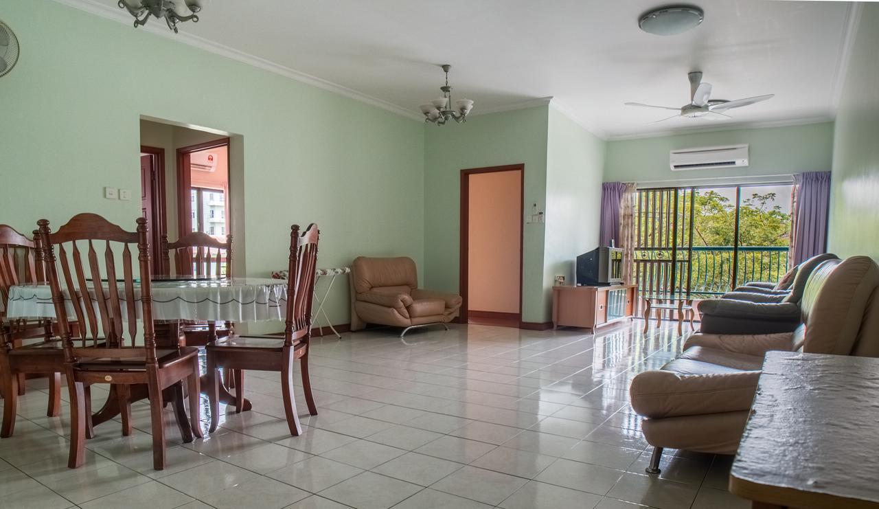 Nana Marina Court Appartement Kota Kinabalu Buitenkant foto