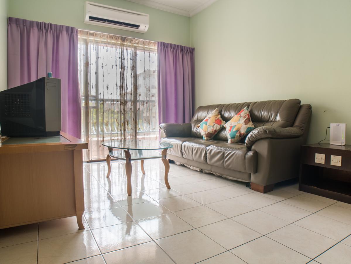 Nana Marina Court Appartement Kota Kinabalu Buitenkant foto
